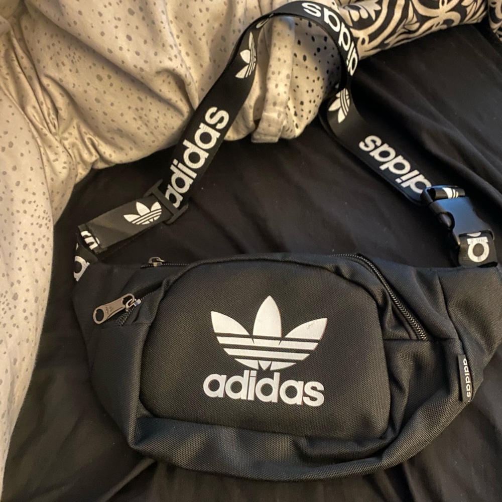 adidas fanny pack